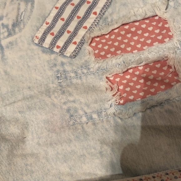 Cute heart pattern shorts (size 4) - Picture 2 of 6